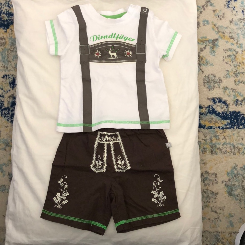 Lederhosen style short set